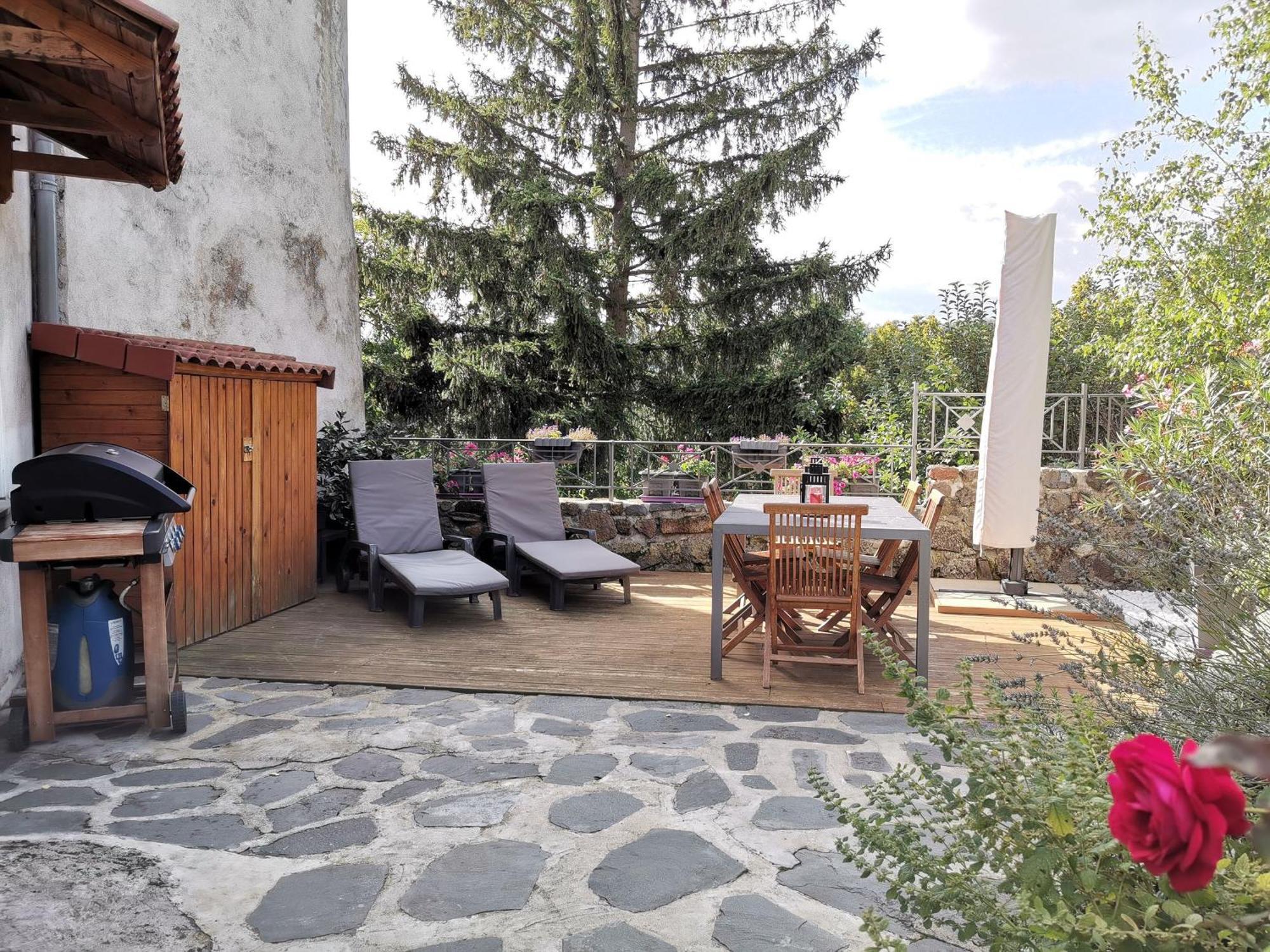 Grande Maison Au Coeur D'Un Village Historique Avec Terrasse Et Wifi Inclus - Fr-1-582-308 Saint-Vidal Ngoại thất bức ảnh
